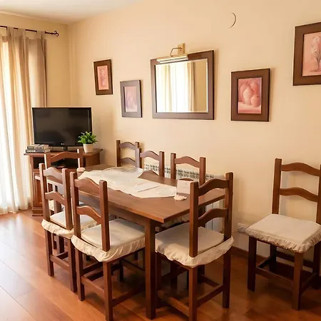 Casa Amplia En 8 Pax Urbanizacion Copos Cerca De Pistas