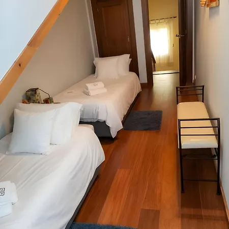 Casa Amplia En 8 Pax Urbanizacion Copos Cerca De Pistas * Sierra Nevada